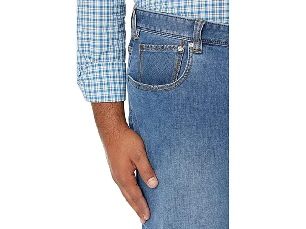Tommy Bahama Big & Tall Boracay IslandZone Jeans Men's : 48 30