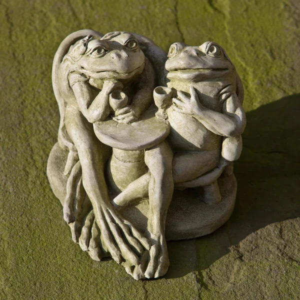 Campania International Wine Time Frogs Cast Stone Garden Statue Lead Antique