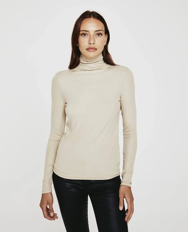 Ag Jeans The Chels Turtleneck