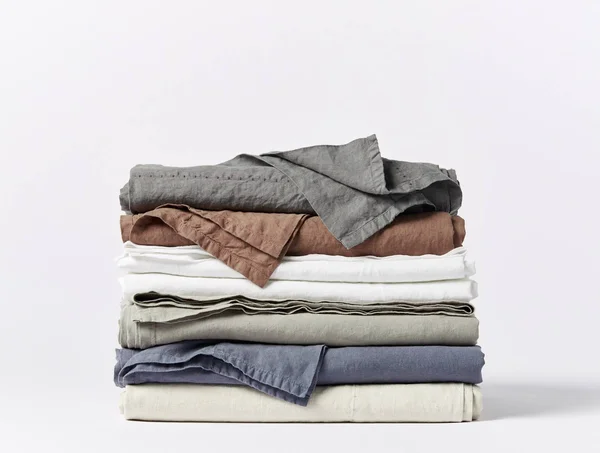 Coyuchi - Organic Relaxed Linen Fitted Sheet Cal King Harbor Blue