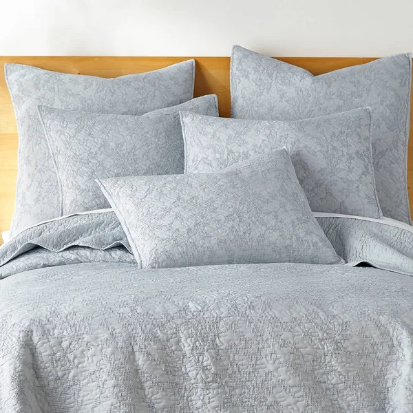Homthreads Emory Quilt Set & Shams - Light Blue, King