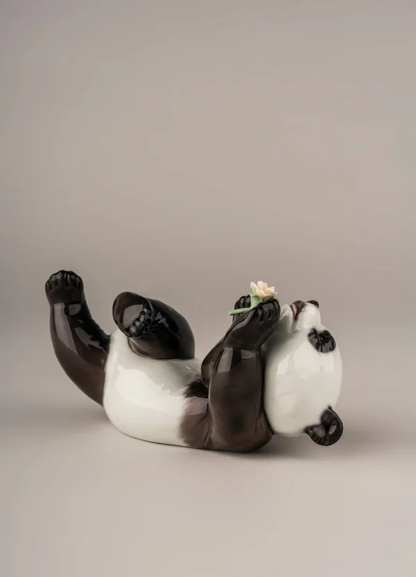 Lladro A Joyful Panda Porcelain Figurine - 5.12in x 2.76in
