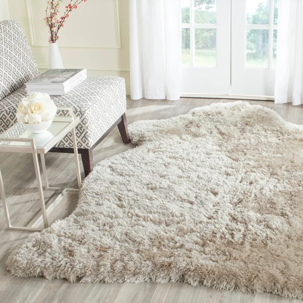 Safavieh Arctic Shag SG270A 7&6x22 x 9&6x22 White Area Rug