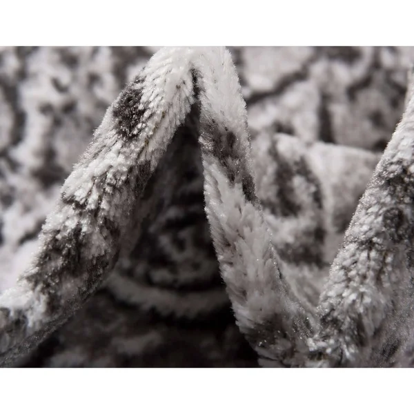 Unique Loom 3141528 8 x 8 ft. Grace Sofia Square Rug Brown