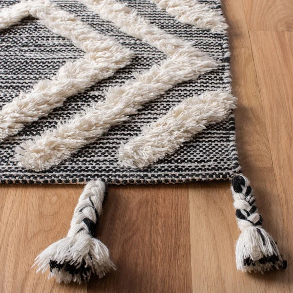 Safavieh Kenya Rug Collection KNY331Z - Black, Ivory - 4& x 6&
