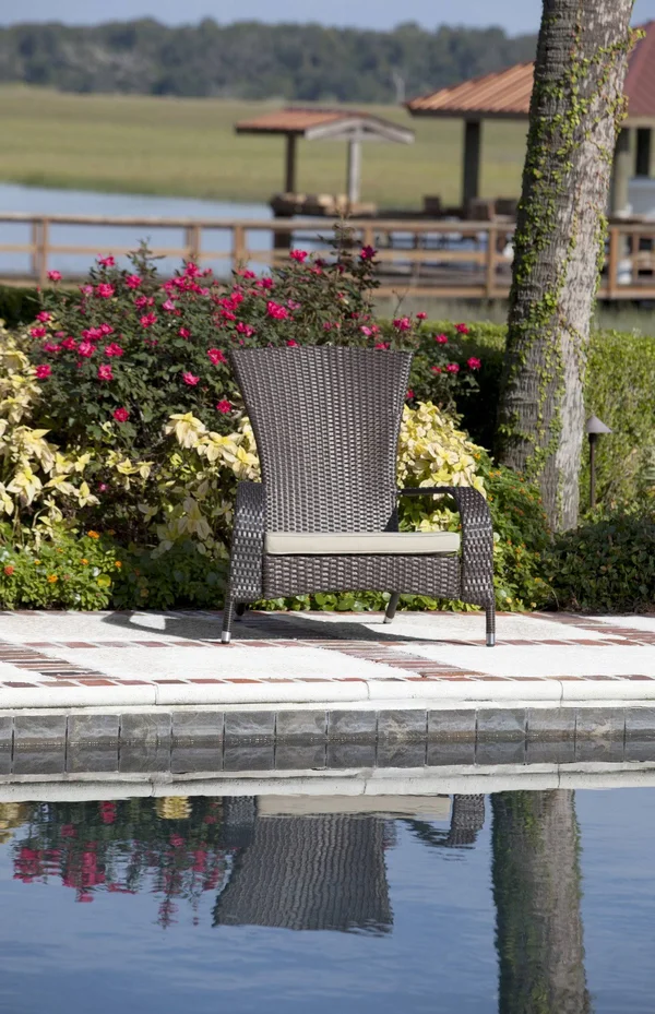 Patio Sense Coconino Wicker Chat Set