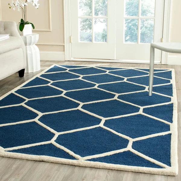 Safavieh Cambridge Navy Blue & Ivory 5& x 8& Rug