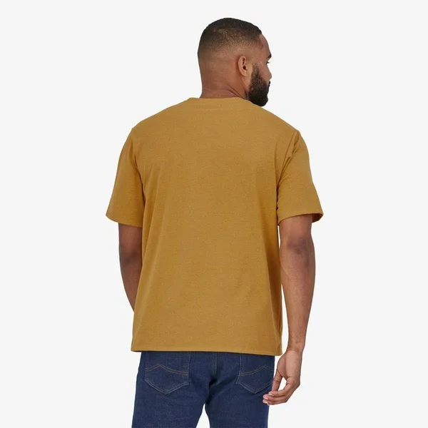 Patagonia M&s P-6 Label Pocket Responsibili-Tee Hawk Gold, Xs