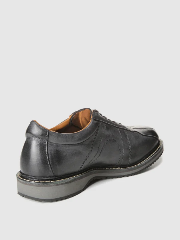 Allen Edmonds Voyager Walking Shoe - Black
