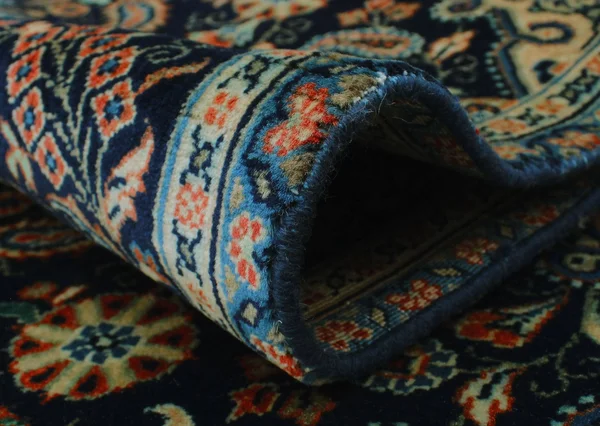 Semi Antique Scot Blue/Ivory Rug, 3&3x22 x 5&4x22