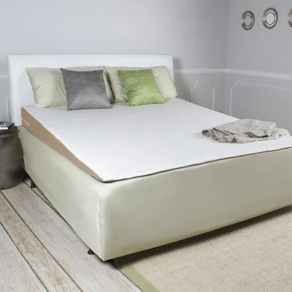 Avana Inclined Memory Foam Mattress Topper Wedge - Queen-size Bed