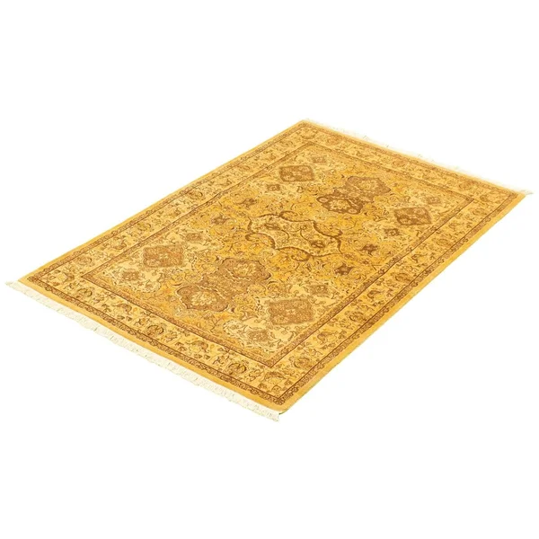 Hand-Knotted Pako Persian Ivory Wool Rug - 4&0 x 6&2/4&0x22 x 6&2x22