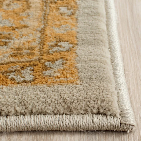Safavieh 8& x 11& Austin AUS1580-1140 Creme - Red Rug
