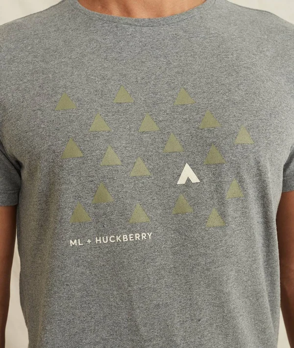 Men's Re-Spun Huckberry T-Shirt in Heather Grey in Navy