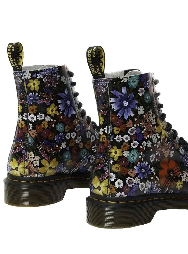Dr.Martens Women's 1460 Pascal Boots