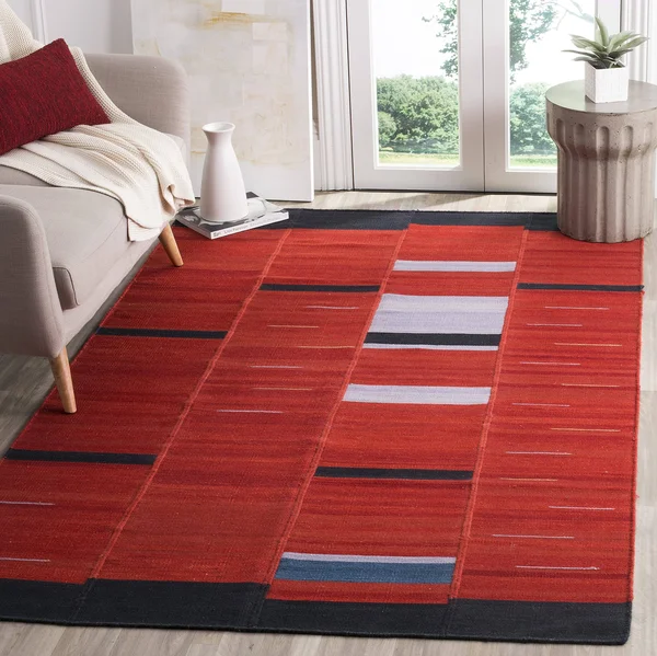 Safavieh Kilim KLM814A Red 8& x 10& Area Rug