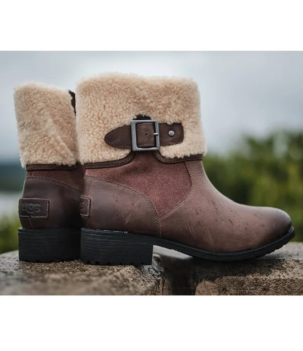 Ugg Women's Elings Leather - Size 9.5