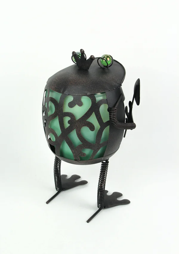 Things2Die4 - Metal Frog Green LED Solar Garden Statue Accent Light Patio Decor Sculpture Art - Green