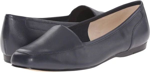 Women's Bandolino Liberty Flat - Size: 12