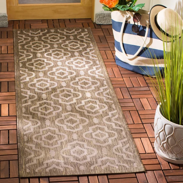 Safavieh Courtyard Red & Bone 4& x 5&-7x22 Indoor/Outdoor Rug