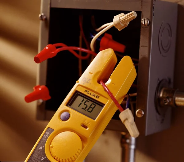 Fluke T5600 Electrical Voltage, Continuity and Current Tester