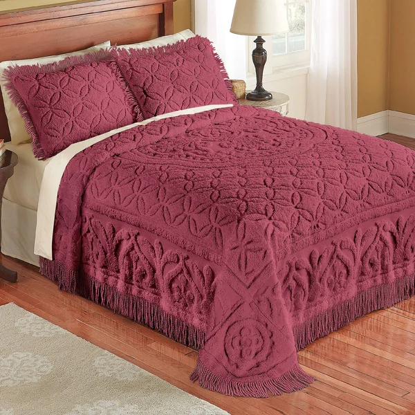 Collections Etc Elegant Victoria Plush Chenille Bedspread with Fringe Border and Ring Design Burgundy Full