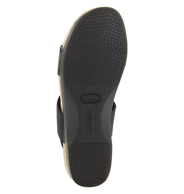 Munro Women's Pisces, Black Fabric/Patent Size: 11 N