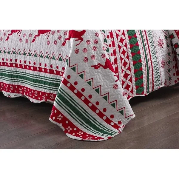 Porch & Den Dutch Christmas Pattern Quilt Set - Queen