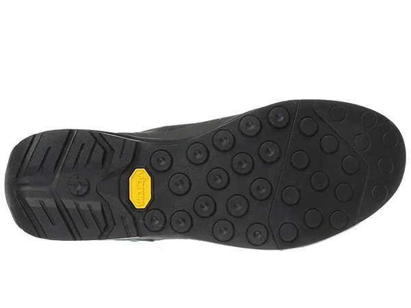 Arc&teryx Arakys Approach Shoe - Women's Shark/Bora Bora - 8.5