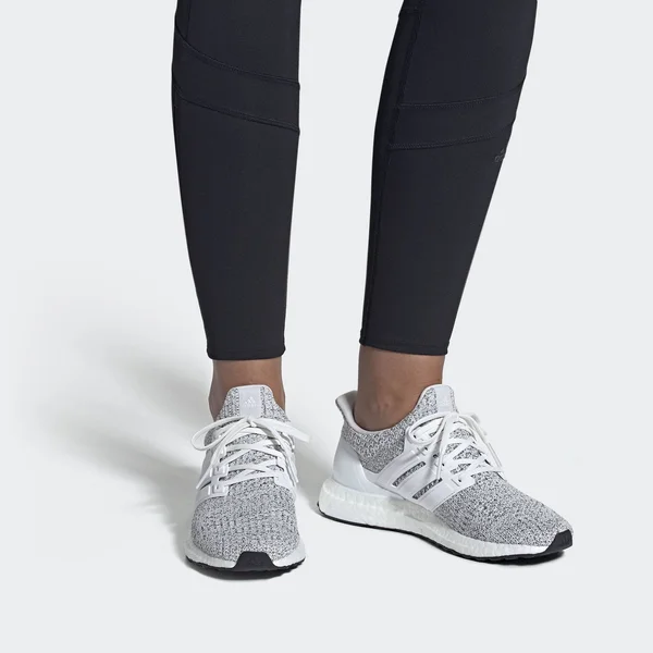 Adidas Women's Ultraboost Running Shoes - White - Size 7.5