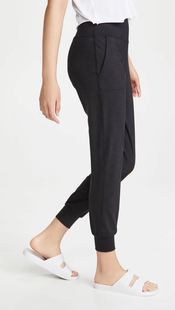 Beyond Yoga Heather Rib Midi Jogger - Women's Black Heather - L