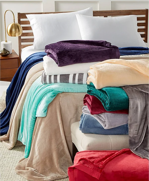 Berkshire Classic Velvety Plush Blanket - Full, Queen - Atlantic Blue