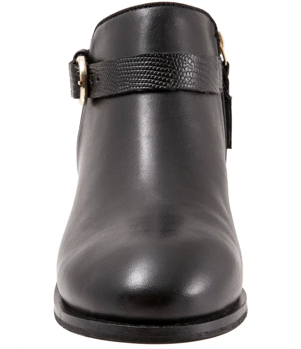 Women's SoftWalk Raven Bootie, Size: 7.5, Brown