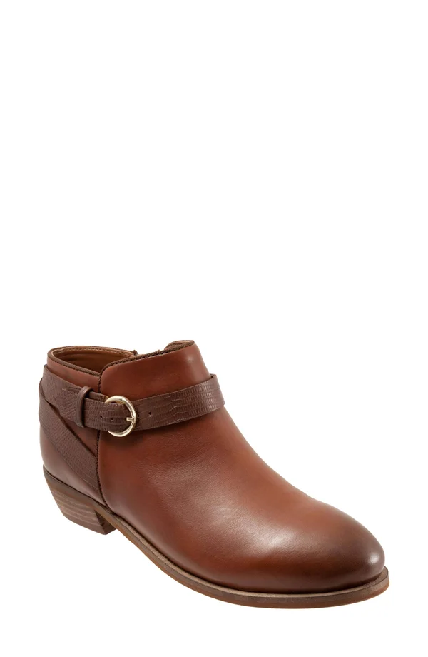 Women's SoftWalk Raven Bootie, Size: 7.5, Brown