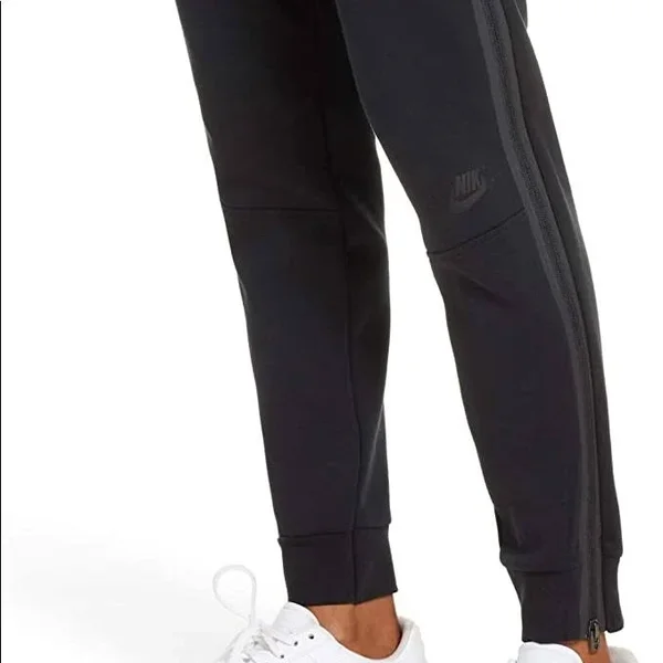 Nike Sportswear Tech Fleece Pants - Black - Women's Size M BV7115-010