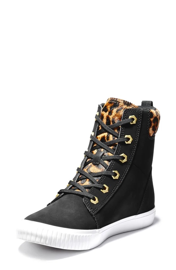 Timberland Women's Skyla Bay 6-Inch Boots - Black Leather, 7.5