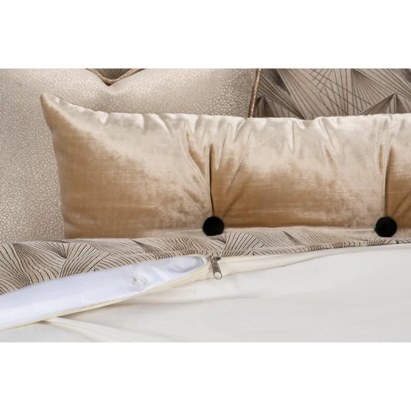F. Scott Fitzgerald Fine Point Sable Luxury Bedding Set, Size: Full, Beige