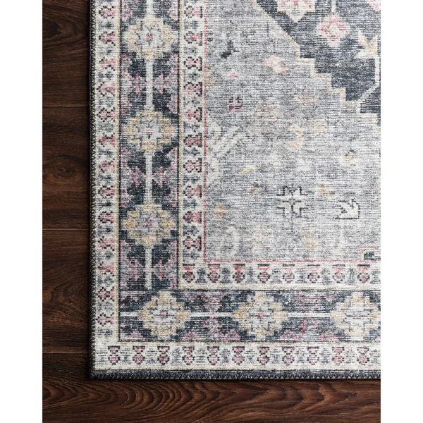 Alexander Home Leanne Traditional Distressed Printed Area Rug - Adult Unisex, Size: 7&6 x 9&6, Red