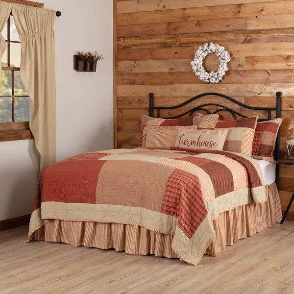 Rory Schoolhouse Red Quilt - California King