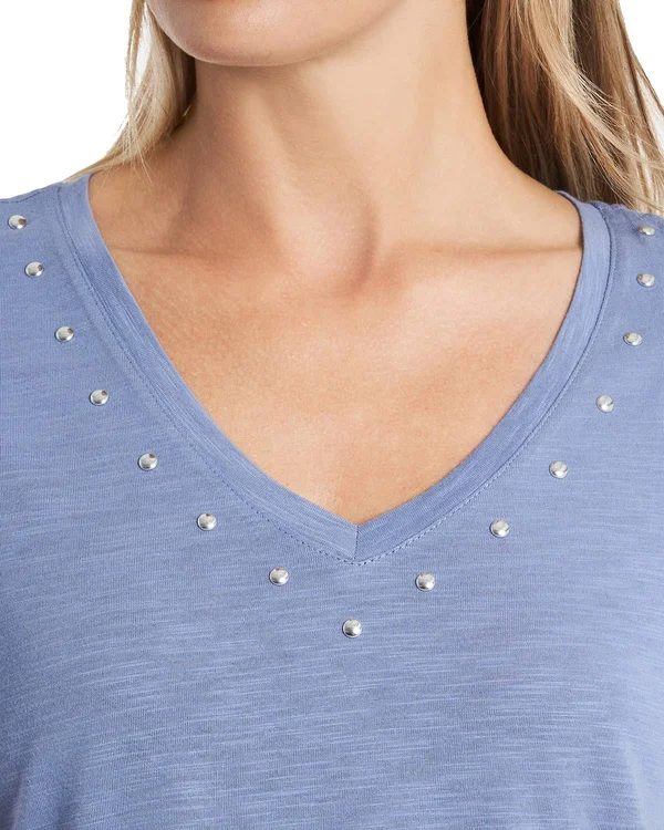 Vince Camuto Studded V-Neck Cotton Blend T-Shirt, Size XX-Small in Blue Cloud at Nordstrom