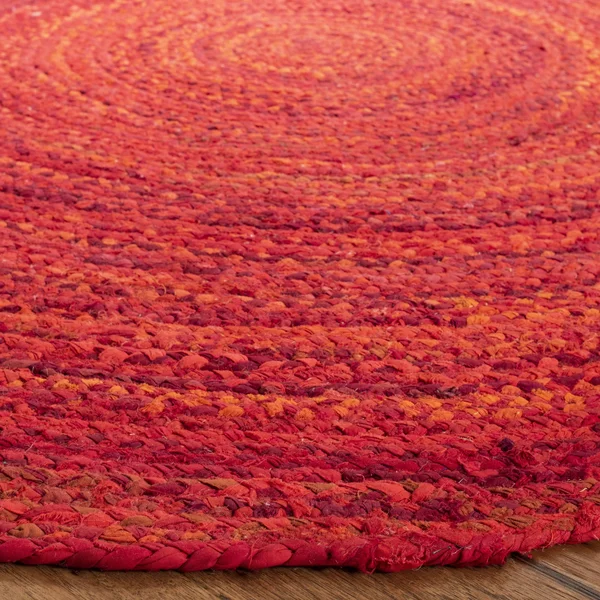 Safavieh 5& x 5& Round Braided BRD452Q Red Rug