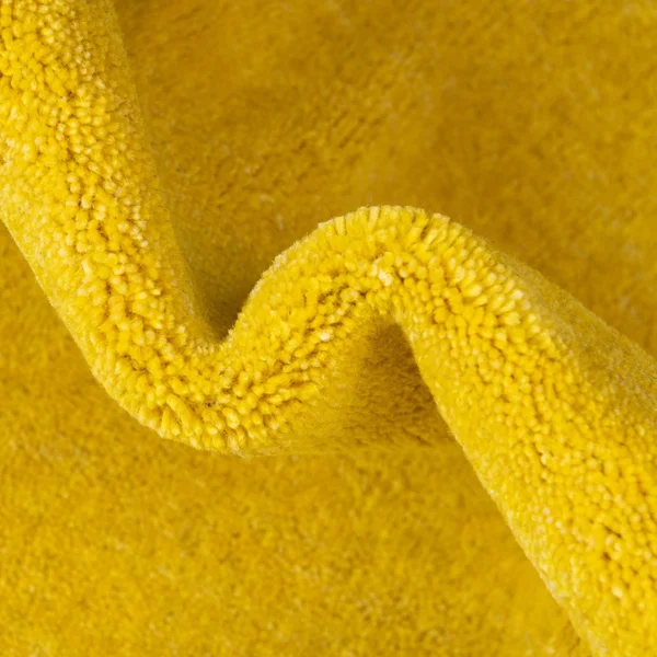 Unique Loom Solid Gava Yellow 6x9 Area Rug