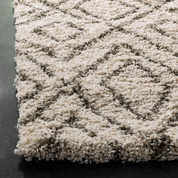 Safavieh Hudson Shag SGH332A Ivory/Grey 4& x 6& Area Rug