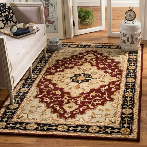 Safavieh Heritage Red/Black Area Rug; 5& x 8&
